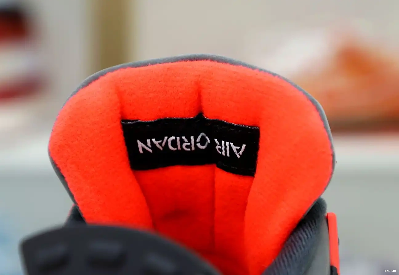 4 INFRARED JORDAN AIR 0511
